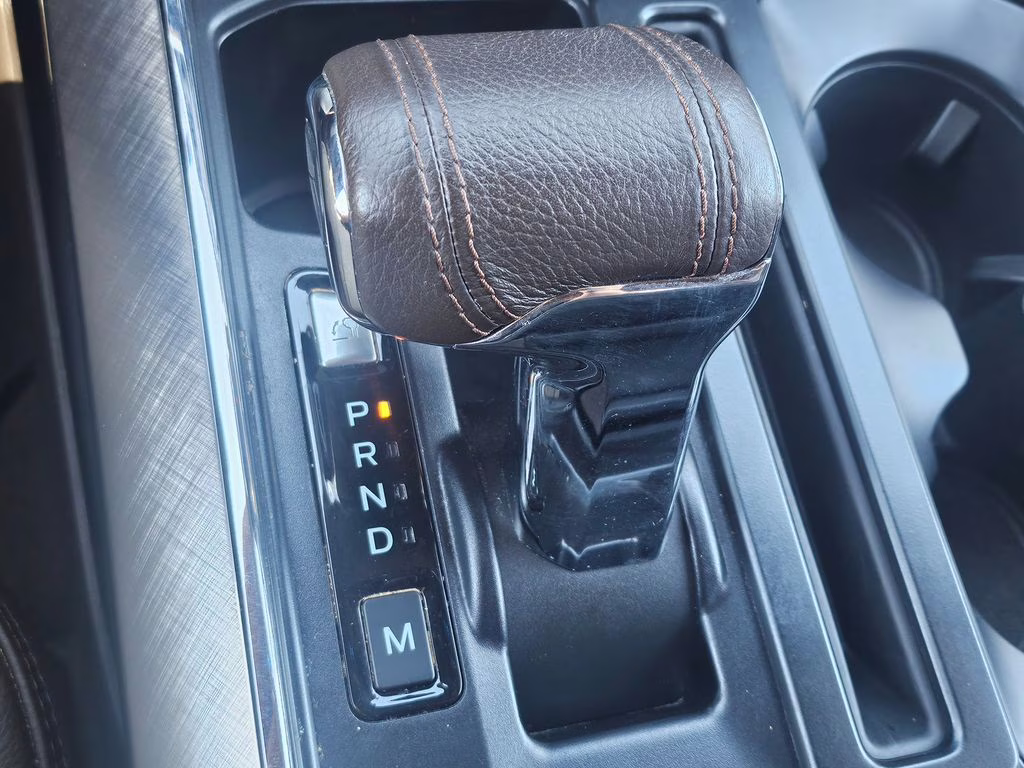 2022 Star White Metallic Tri-Coat Ford F-150 King Ranch 4X4 Truck