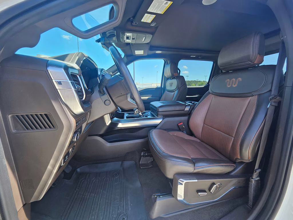 2022 Star White Metallic Tri-Coat Ford F-150 King Ranch 4X4 Truck