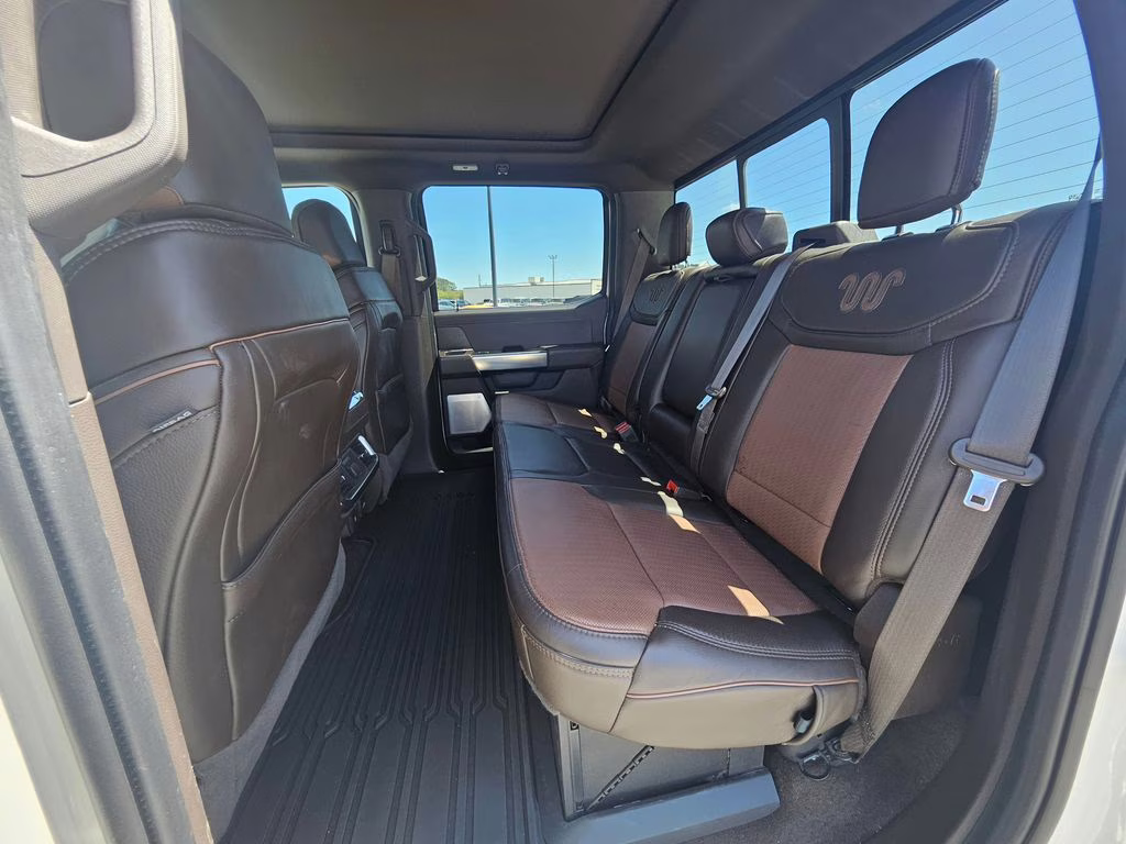 2022 Star White Metallic Tri-Coat Ford F-150 King Ranch 4X4 Truck