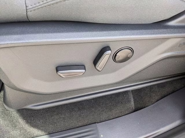 2025 Oxford White Ford Expedition Active RWD SUV