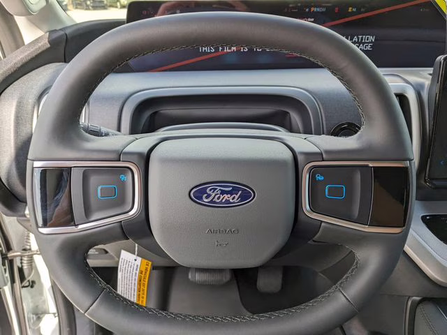 2025 Oxford White Ford Expedition Active RWD SUV