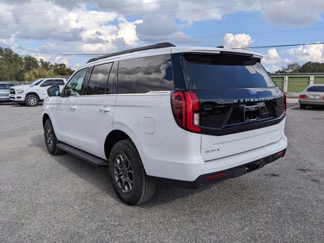 2025 Oxford White Ford Expedition Active RWD SUV