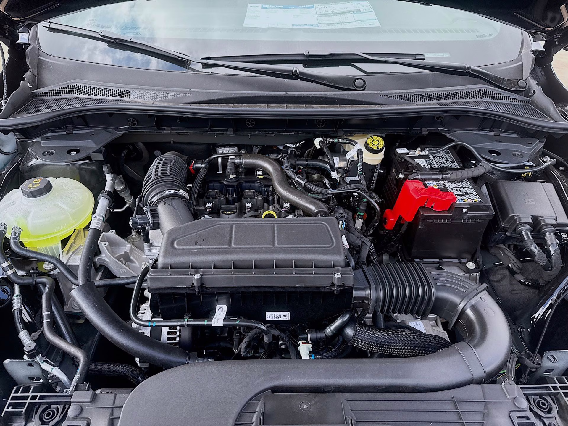 2026 Agate Black Metallic Ford Escape ST-Line FWD SUV