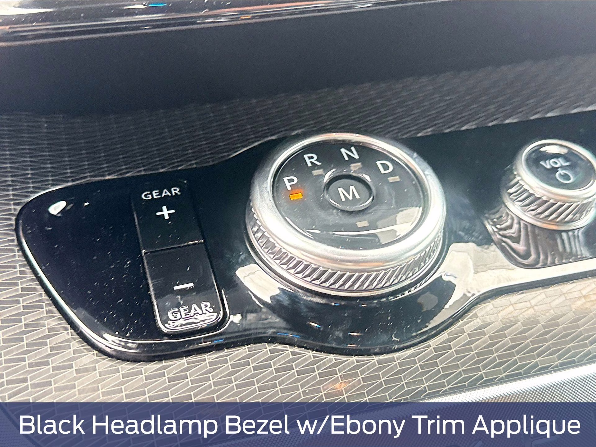 2025 Dark Matter Gray Metallic Ford Expedition Max Platinum 4X4 SUV