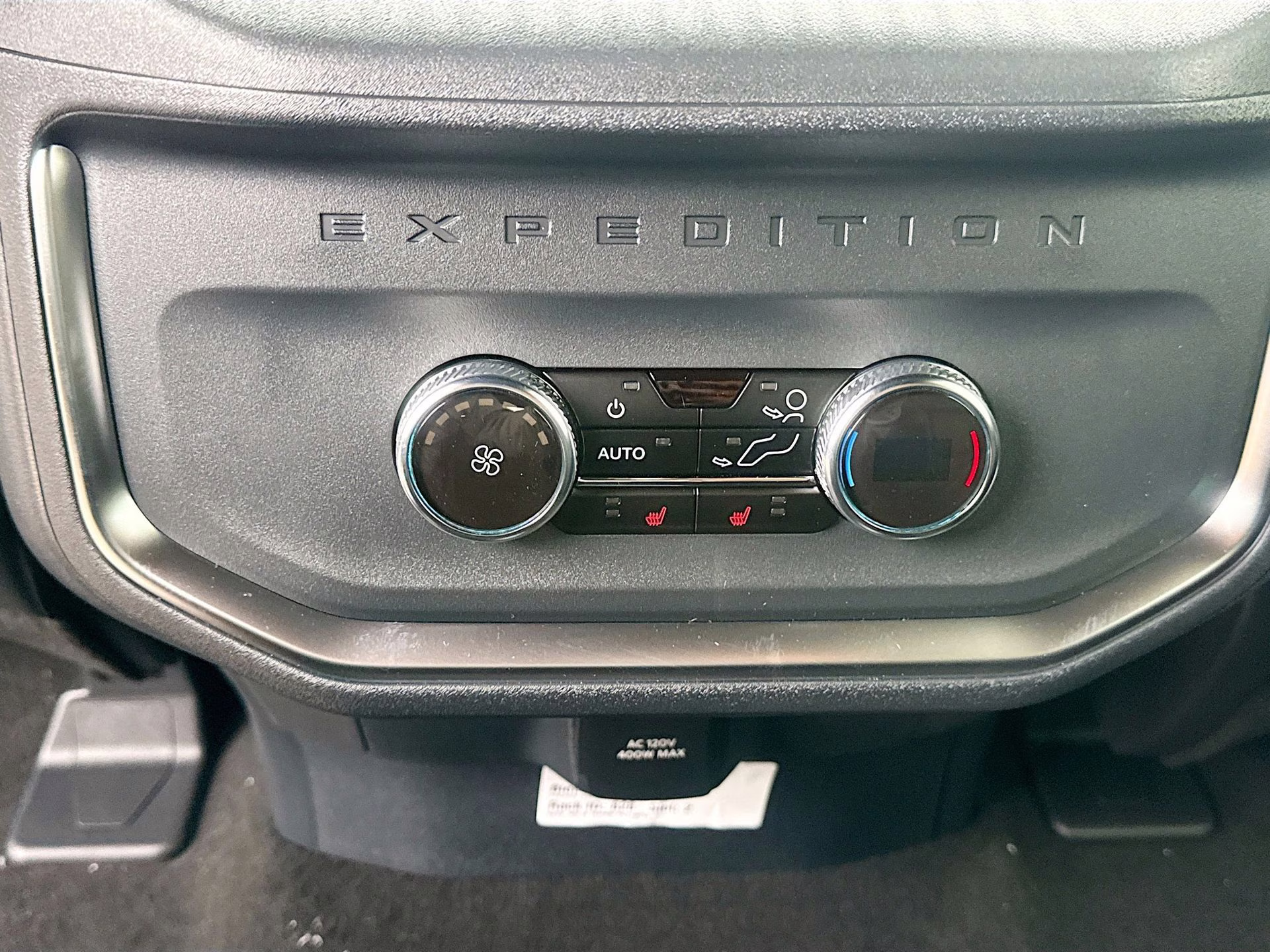 2025 Dark Matter Gray Metallic Ford Expedition Max Platinum 4X4 SUV