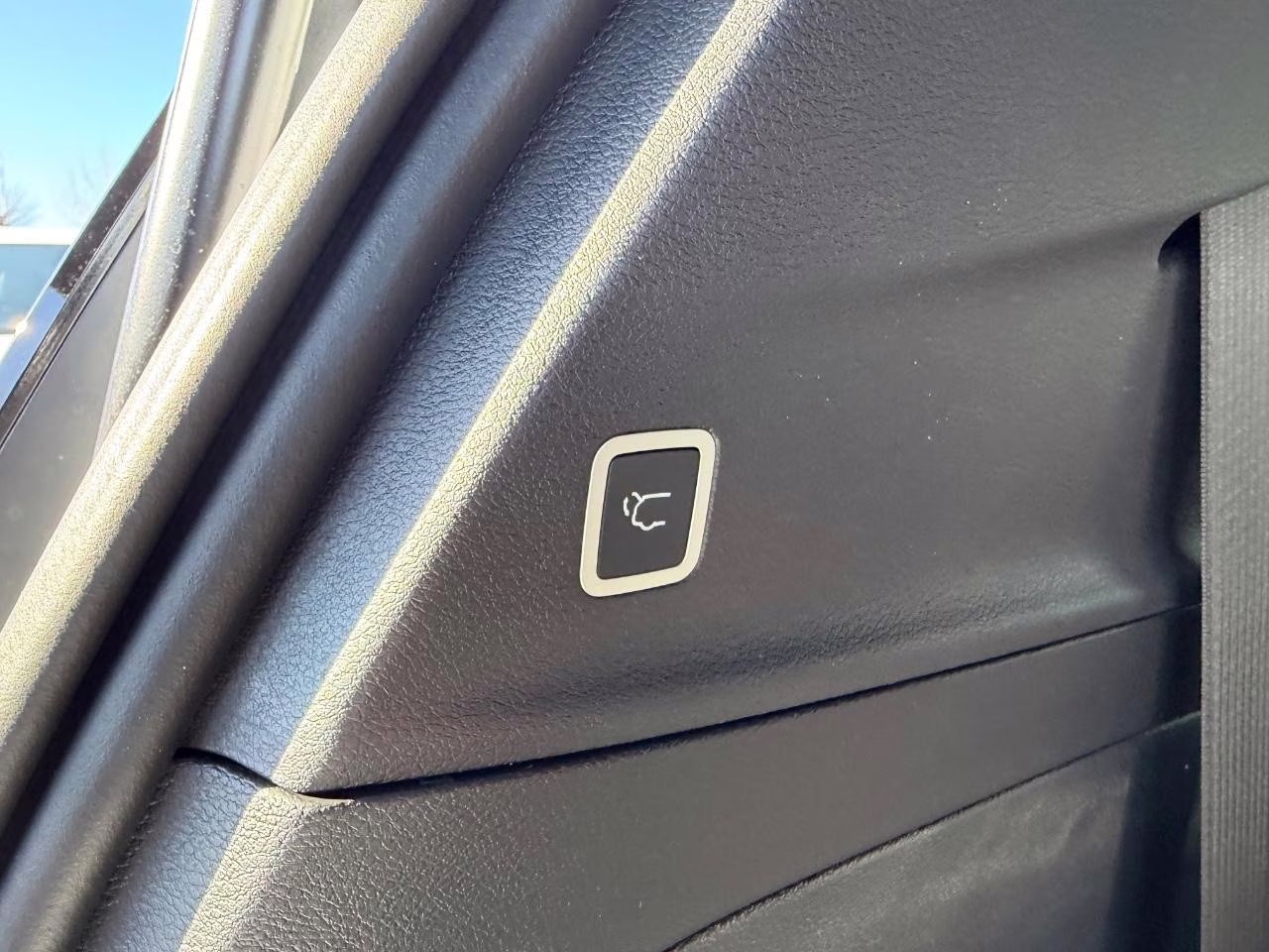 2026 Bright White Clearcoat Chrysler Pacifica Select FWD Van