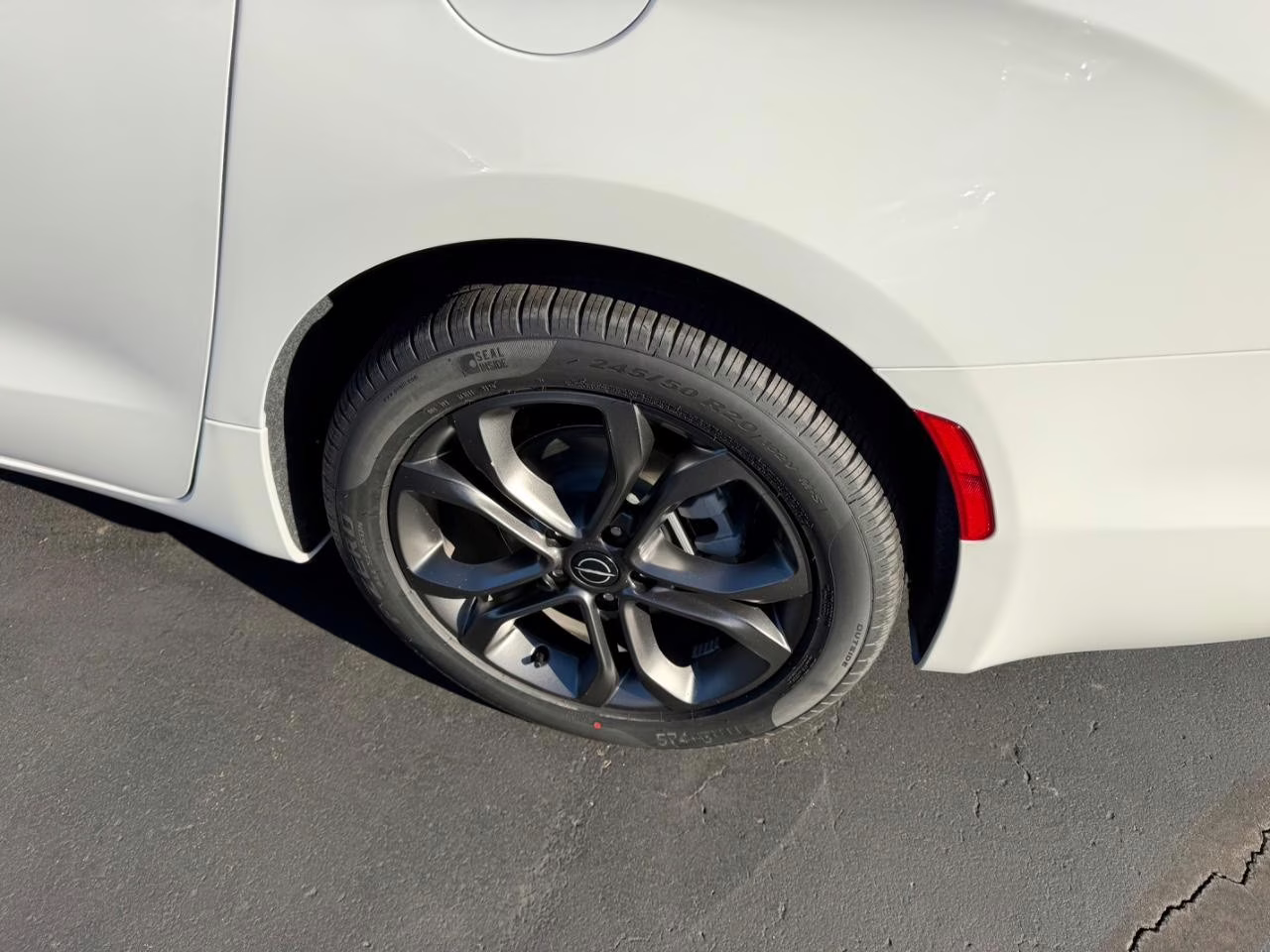 2026 Bright White Clearcoat Chrysler Pacifica Select FWD Van