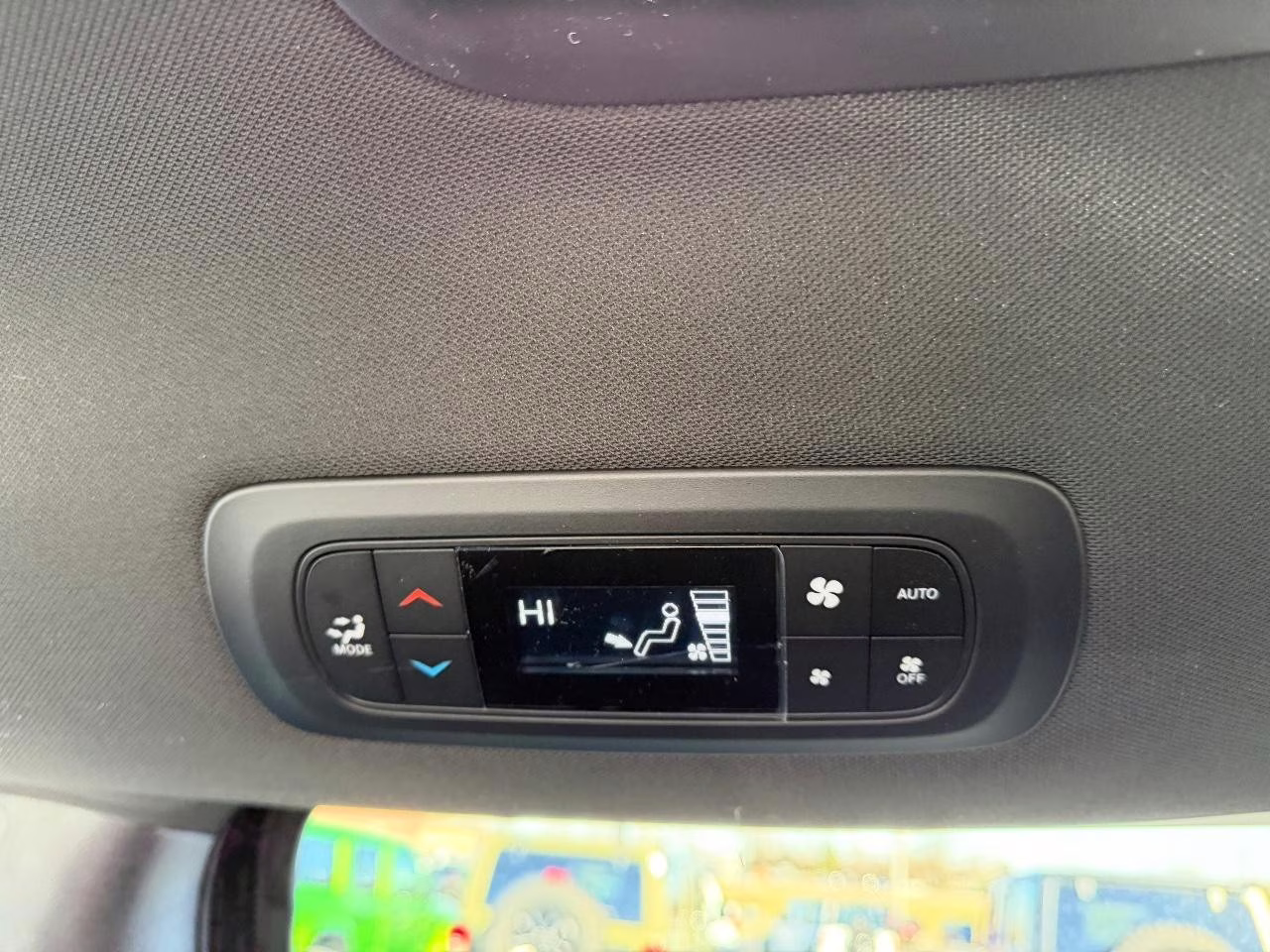 2026 Diamond Black Crystal Pearlcoat Chrysler Pacifica Select FWD Van