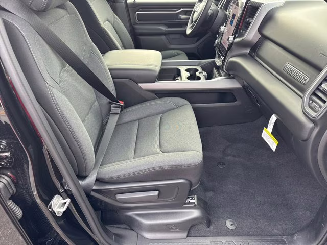 2026 Diamond Black Crystal Pearlcoat Ram 1500 Big Horn RWD Truck