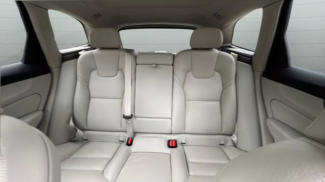 2023 Onyx Black Metallic Volvo XC60 B5 Plus Dark Theme AWD SUV