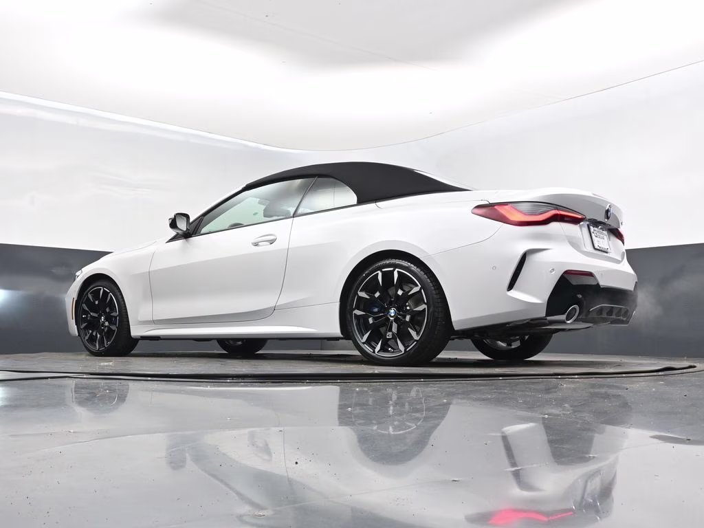 2026 Mineral White Metallic BMW 4 Series 430i RWD Convertible