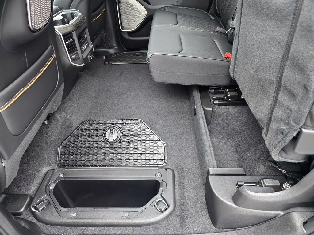 2026 Diamond Black Crystal Pearlcoat Ram 1500 Tungsten 4X4 Truck