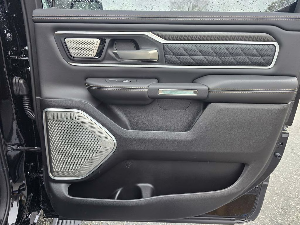 2026 Diamond Black Crystal Pearlcoat Ram 1500 Tungsten 4X4 Truck