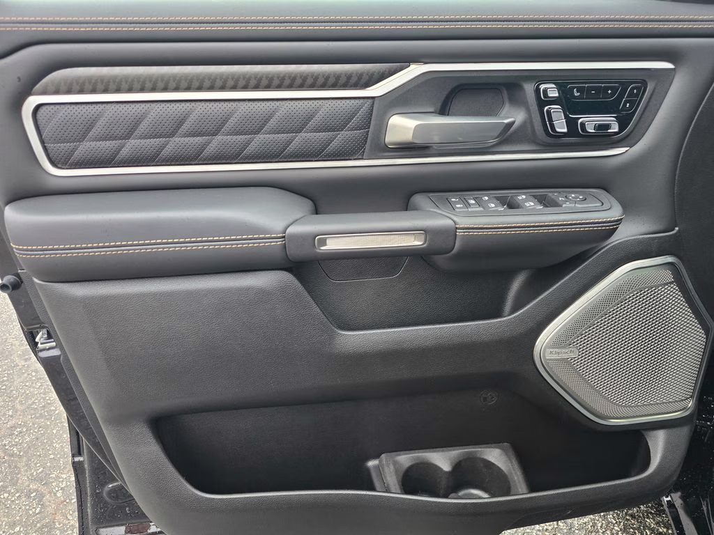 2026 Diamond Black Crystal Pearlcoat Ram 1500 Tungsten 4X4 Truck