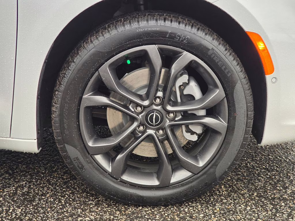 2026 Bright White Clearcoat Chrysler Pacifica Select AWD Van