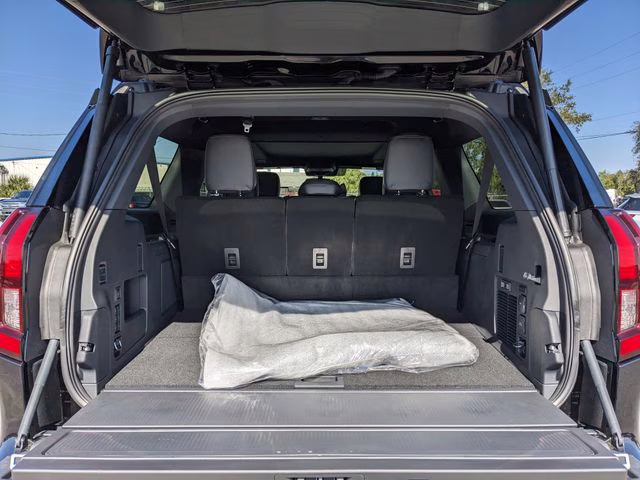 2025 Agate Black Metallic Ford Expedition Max Platinum 4X4 SUV