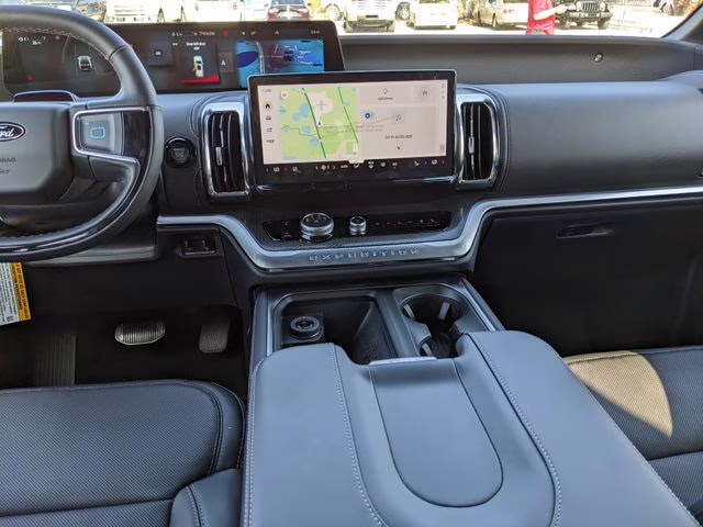 2025 Agate Black Metallic Ford Expedition Max Platinum 4X4 SUV