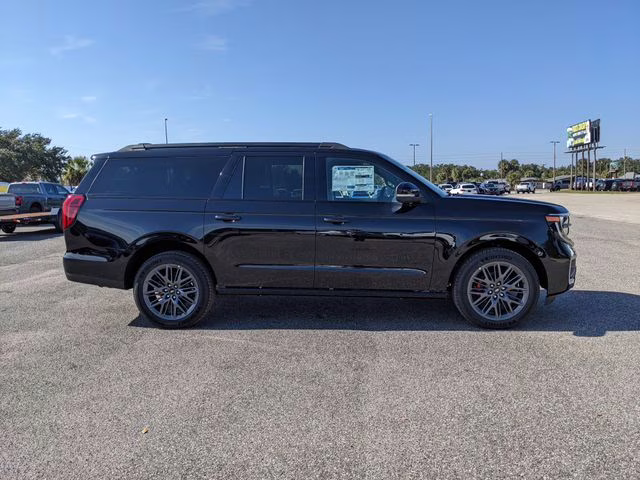 2025 Agate Black Metallic Ford Expedition Max Platinum 4X4 SUV