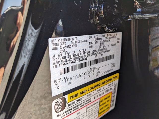 2025 Agate Black Metallic Ford Expedition Max Platinum 4X4 SUV