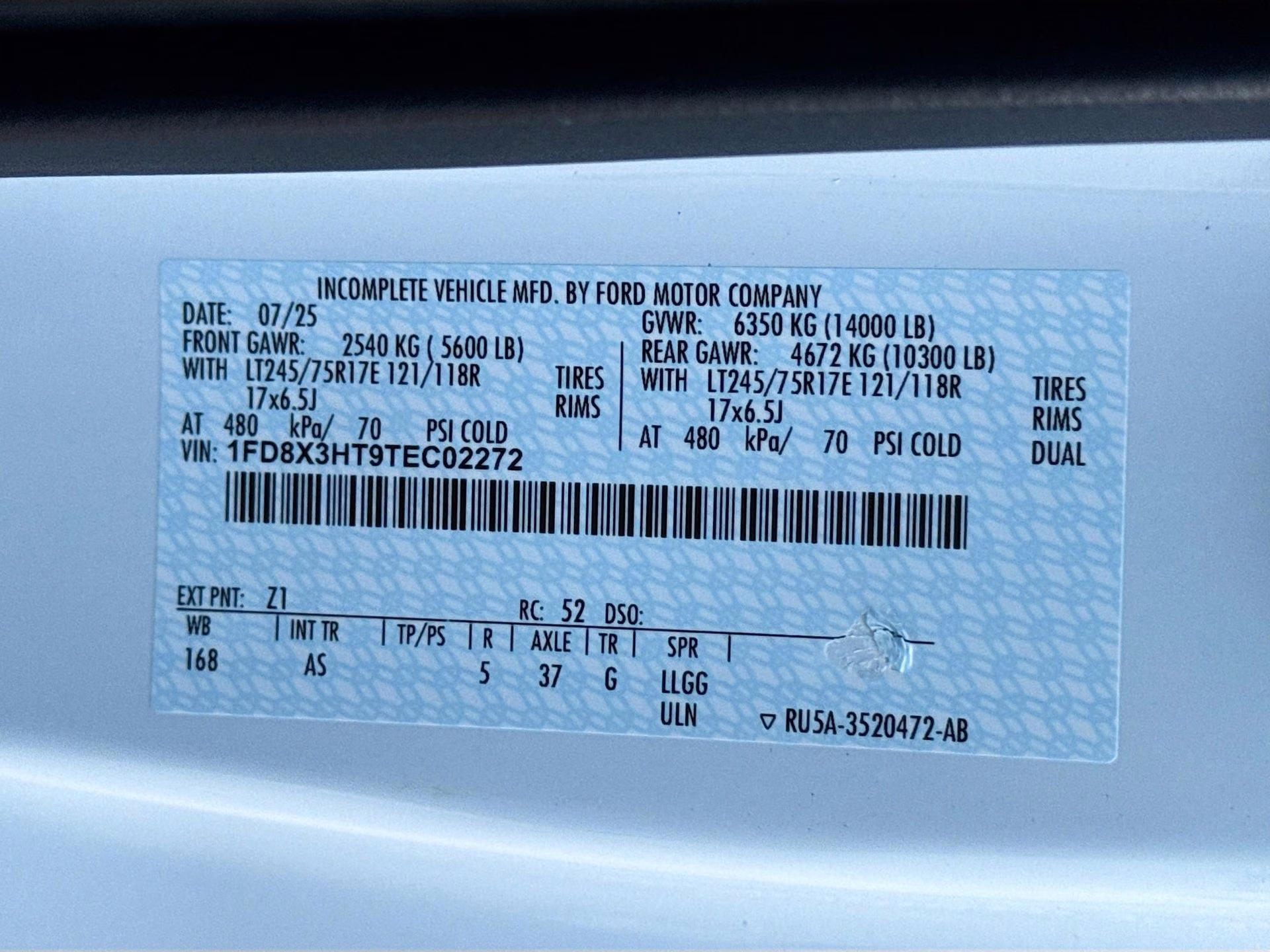 2026 Oxford White Ford Super Duty F-350 DRW XL 4X4 Chassis