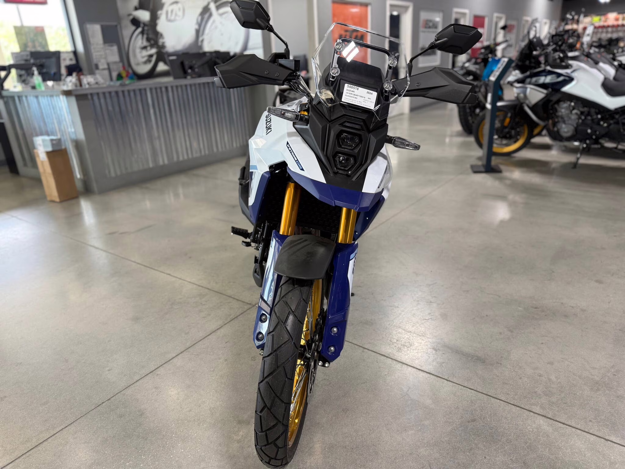 2024 Suzuki V-Strom 800DE Motorcycle