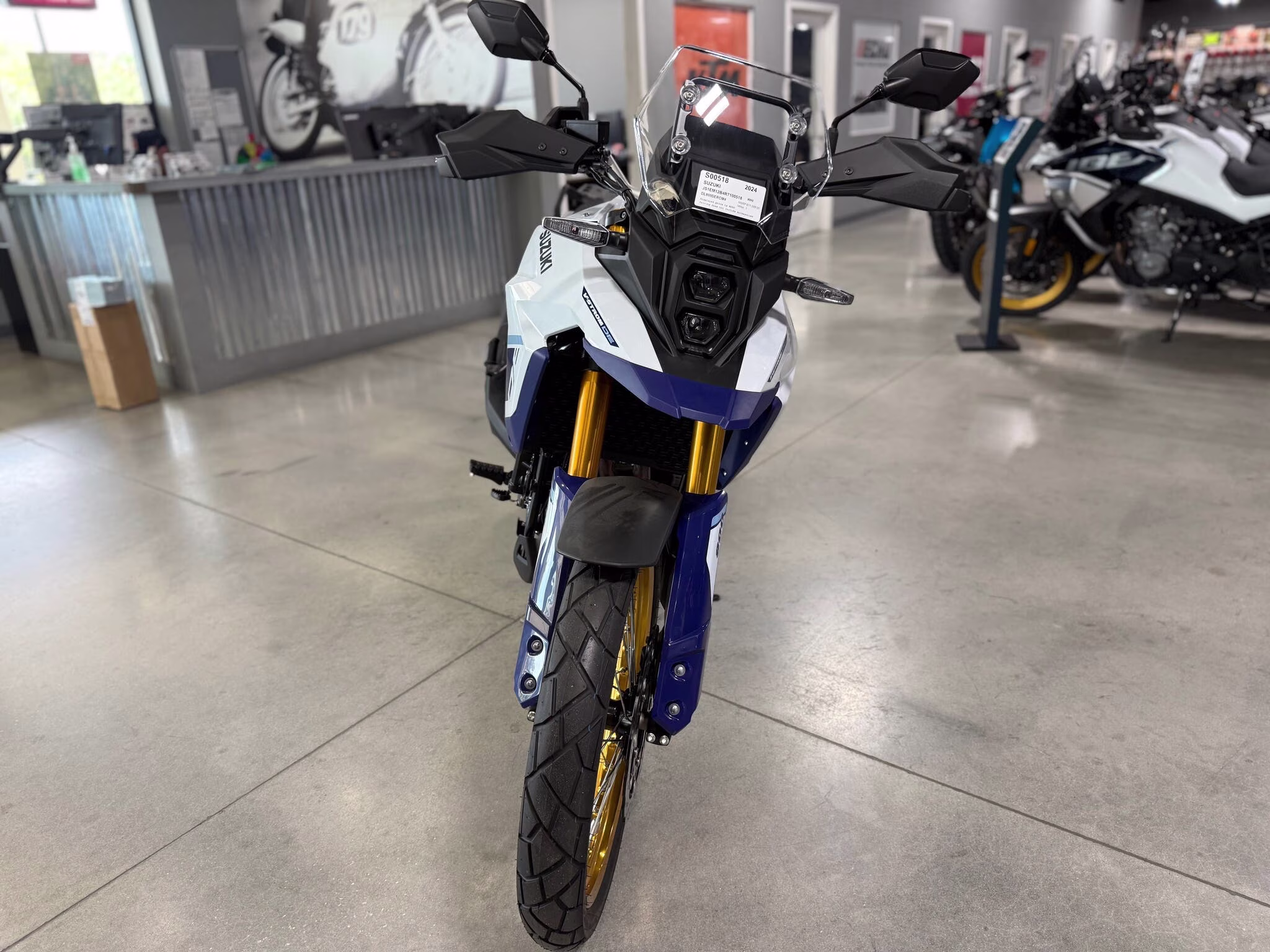 2024 Suzuki V-Strom 800DE Motorcycle