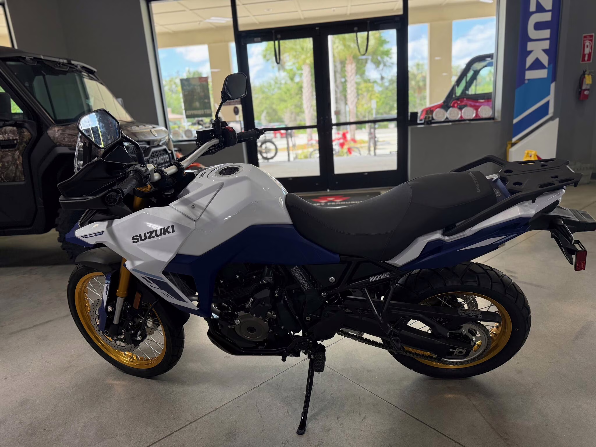 2024 Suzuki V-Strom 800DE Motorcycle