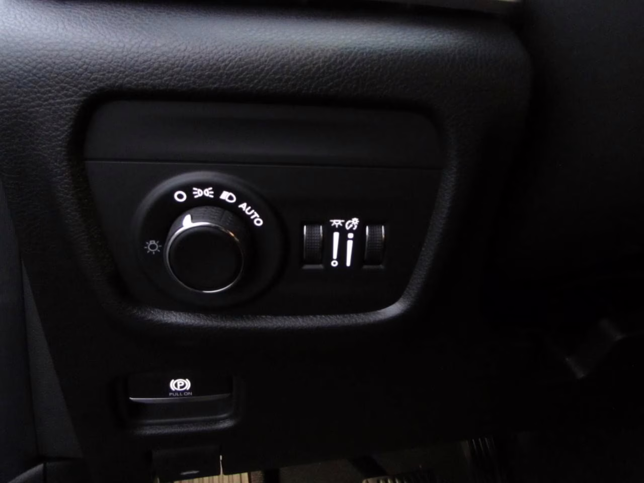 2025 Baltic Gray Metallic Clearcoat Jeep Grand Cherokee 4X4 SUV