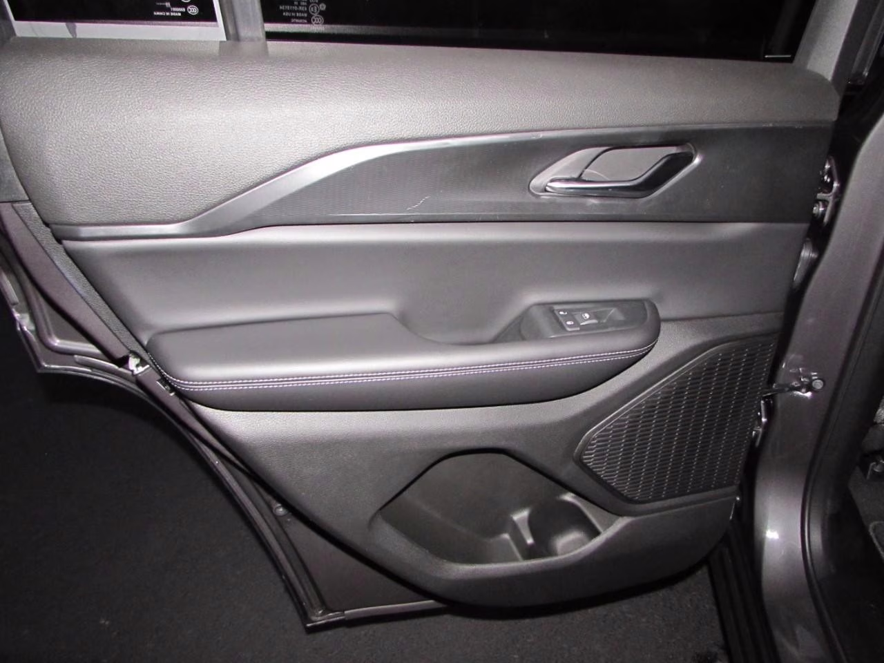 2025 Baltic Gray Metallic Clearcoat Jeep Grand Cherokee 4X4 SUV