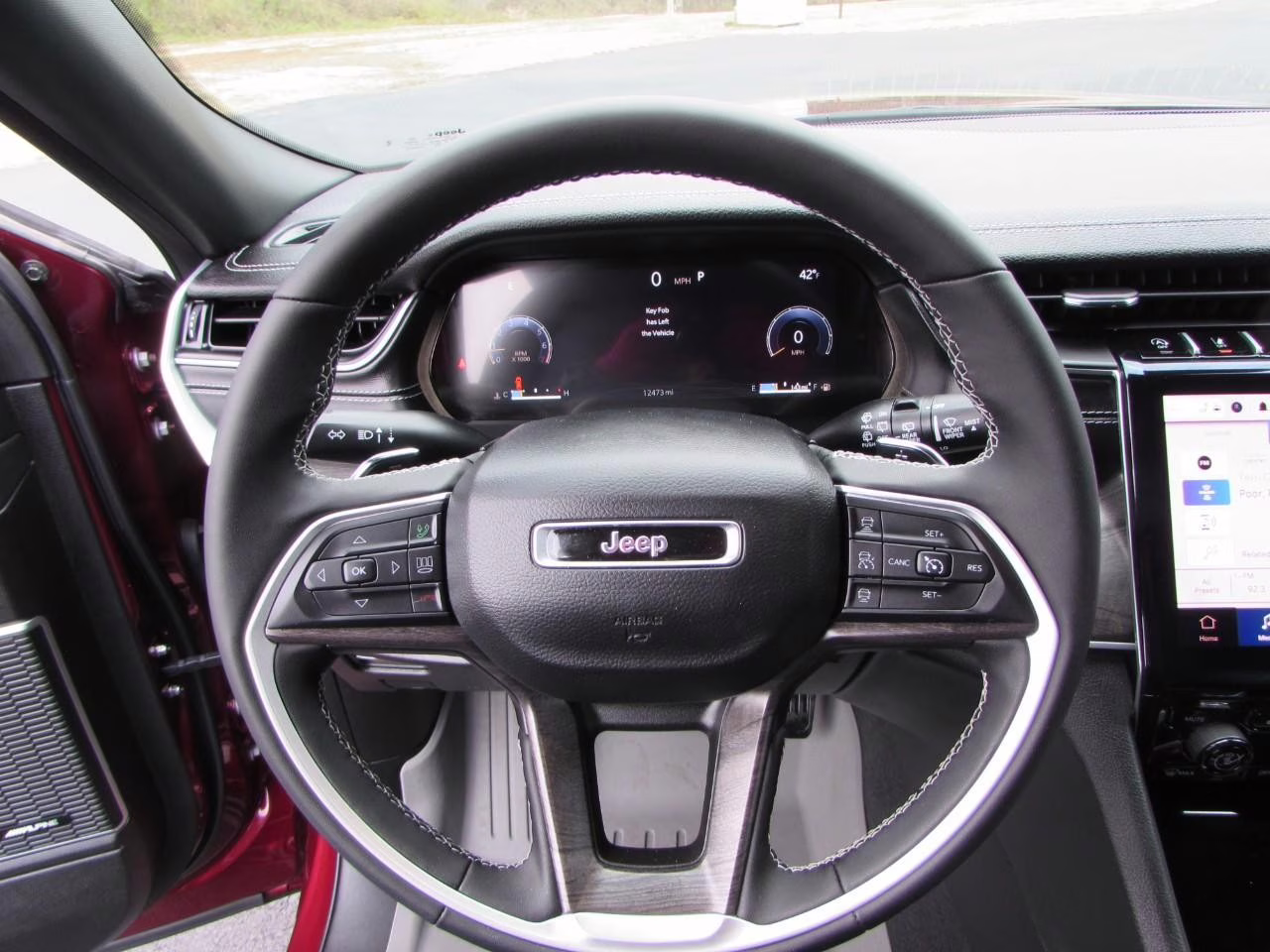 2024 Velvet Red Pearlcoat Jeep Grand Cherokee L Limited 4X4 SUV