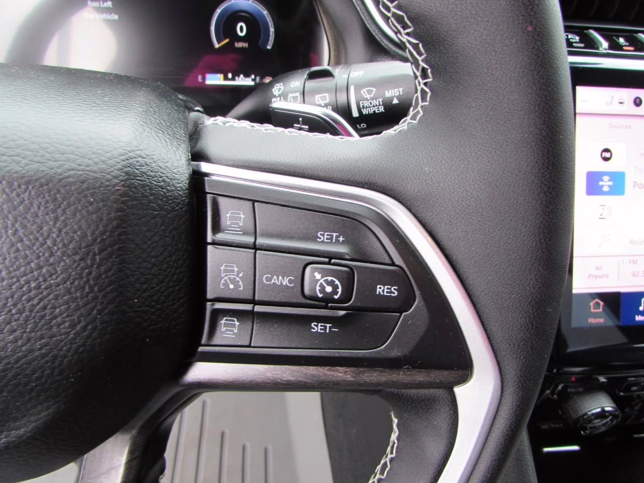 2024 Velvet Red Pearlcoat Jeep Grand Cherokee L Limited 4X4 SUV