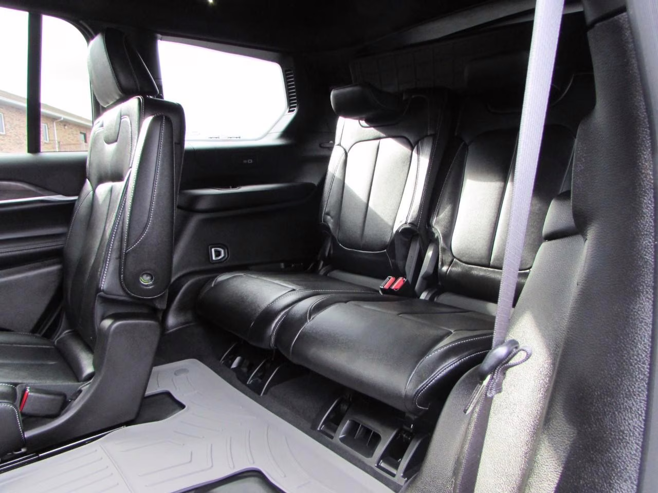 2024 Velvet Red Pearlcoat Jeep Grand Cherokee L Limited 4X4 SUV