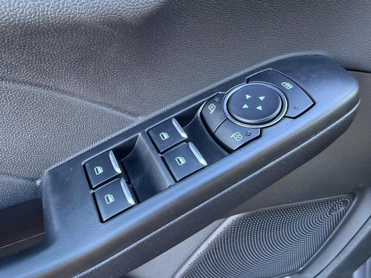 2026 Agate Black Metallic Ford Escape Active FWD SUV