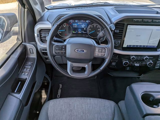 2023 Oxford White Ford F-150 XLT 4X4 Truck