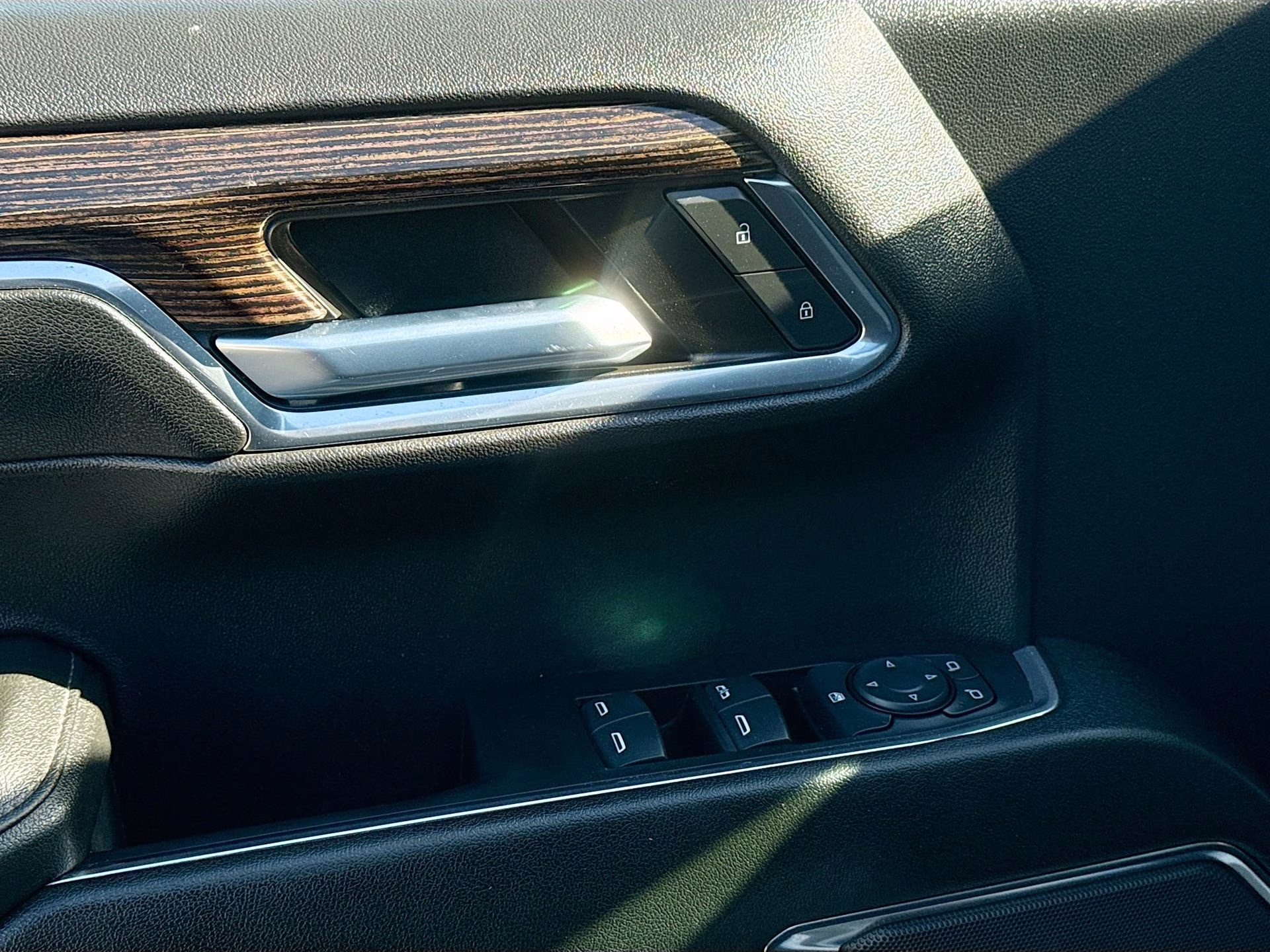 2024 Summit White GMC Sierra 1500 Elevation 4X4 Truck