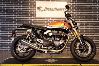 2025 BAJA ORANGE / SAPPHIRE BLACK Triumph Speed Twin 1200 RS Motorcycle