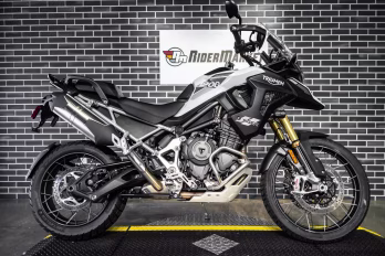 2023 SNOWDONIA WHITE Triumph Tiger 1200 Rally Pro Motorcycle