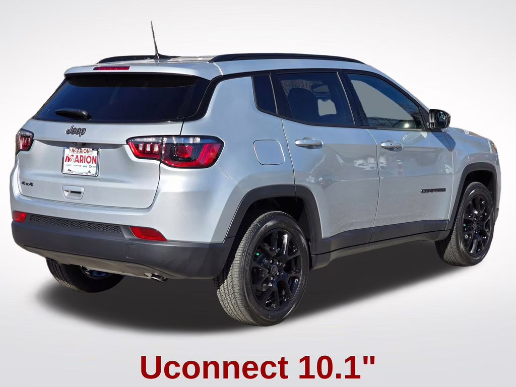 2026 Silver Zynith Metallic Clearcoat Jeep Compass Latitude 4X4 SUV