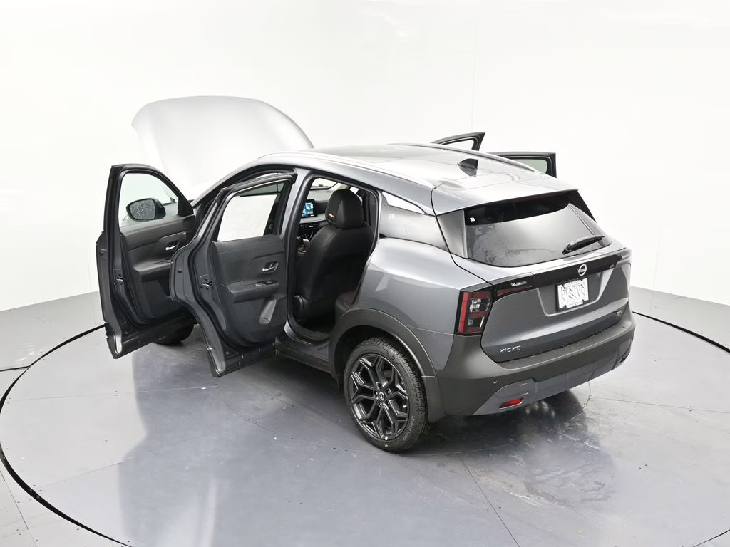 2026 Gun Metallic Nissan Kicks SR FWD SUV