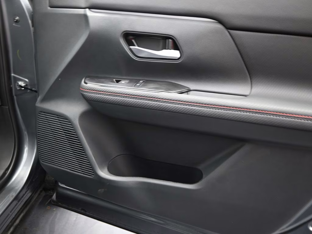 2026 Gun Metallic Nissan Kicks SR FWD SUV