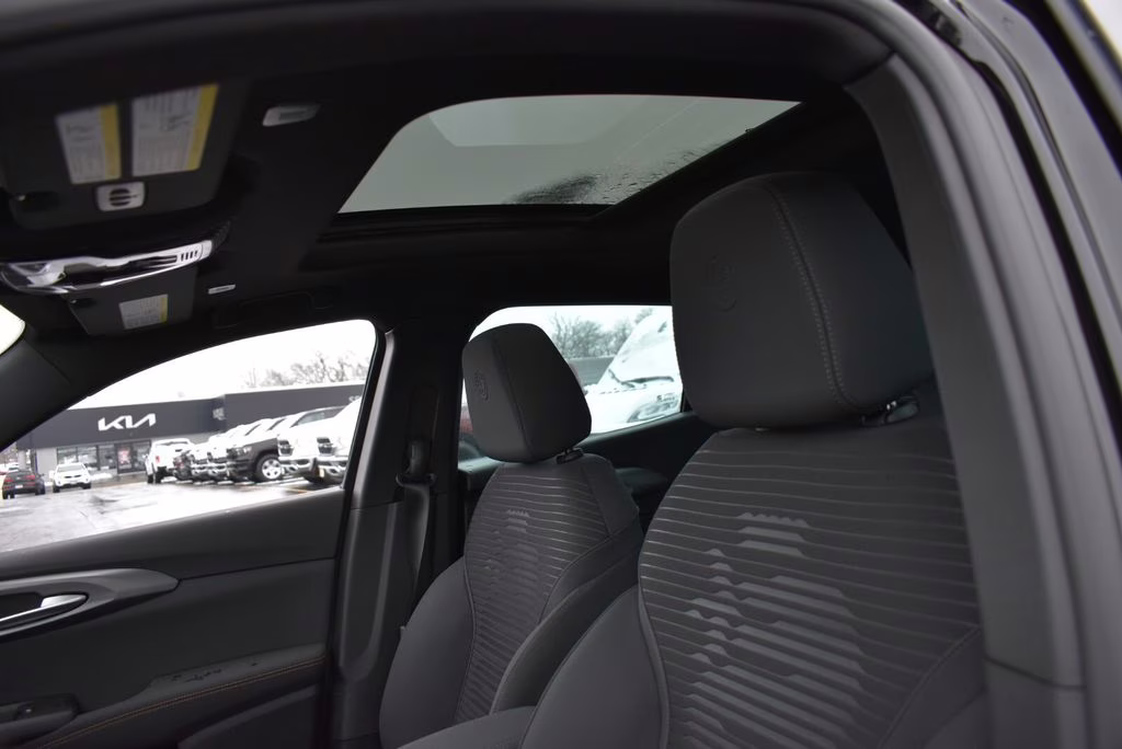 2025 Alfa Black Alfa Romeo Tonale Base AWD SUV