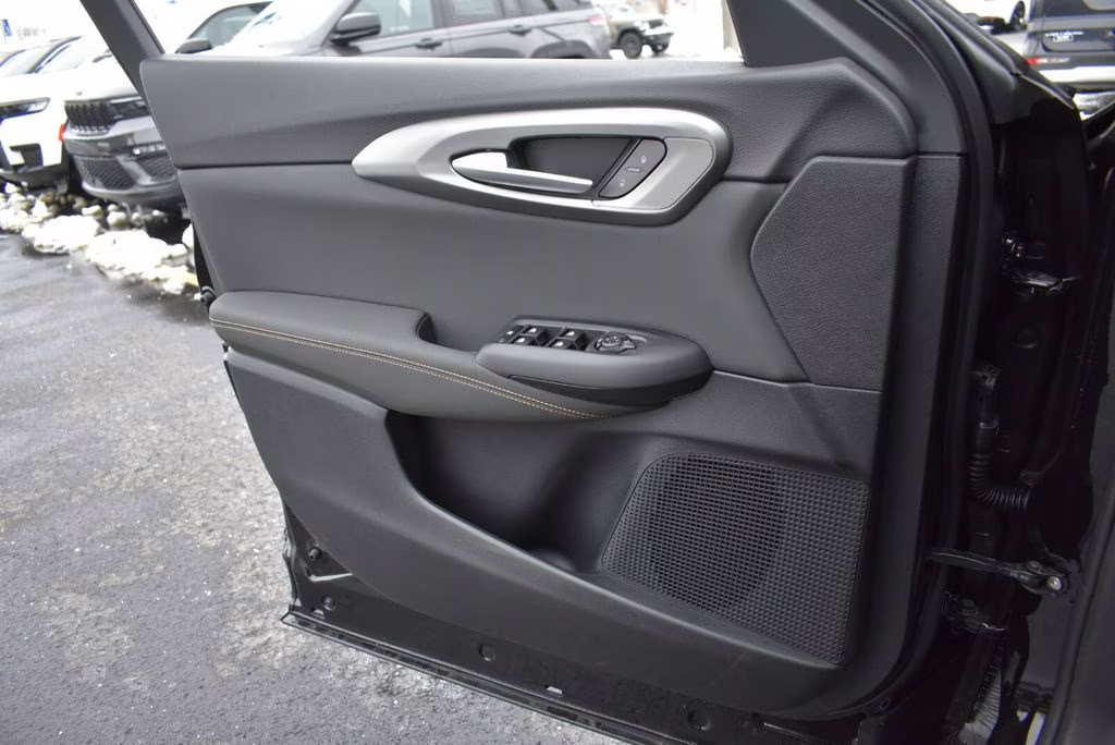 2025 Alfa Black Alfa Romeo Tonale Base AWD SUV