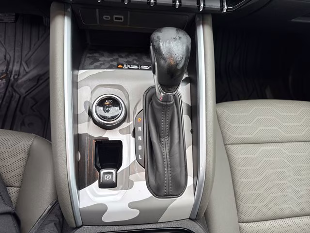 2023 Summit White Chevrolet Colorado 4WD ZR2 4X4 Truck