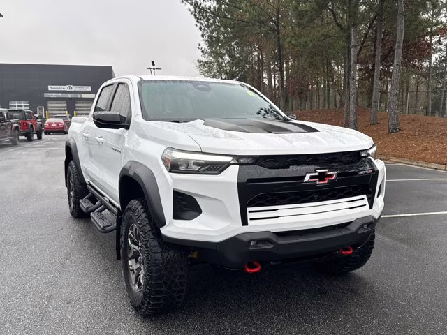 2023 Summit White Chevrolet Colorado 4WD ZR2 4X4 Truck
