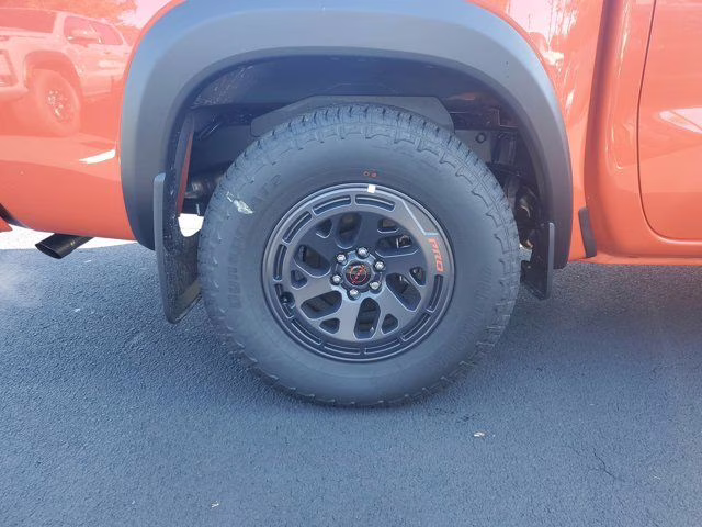 2025 Afterburn Orange Nissan Frontier PRO-X RWD Truck
