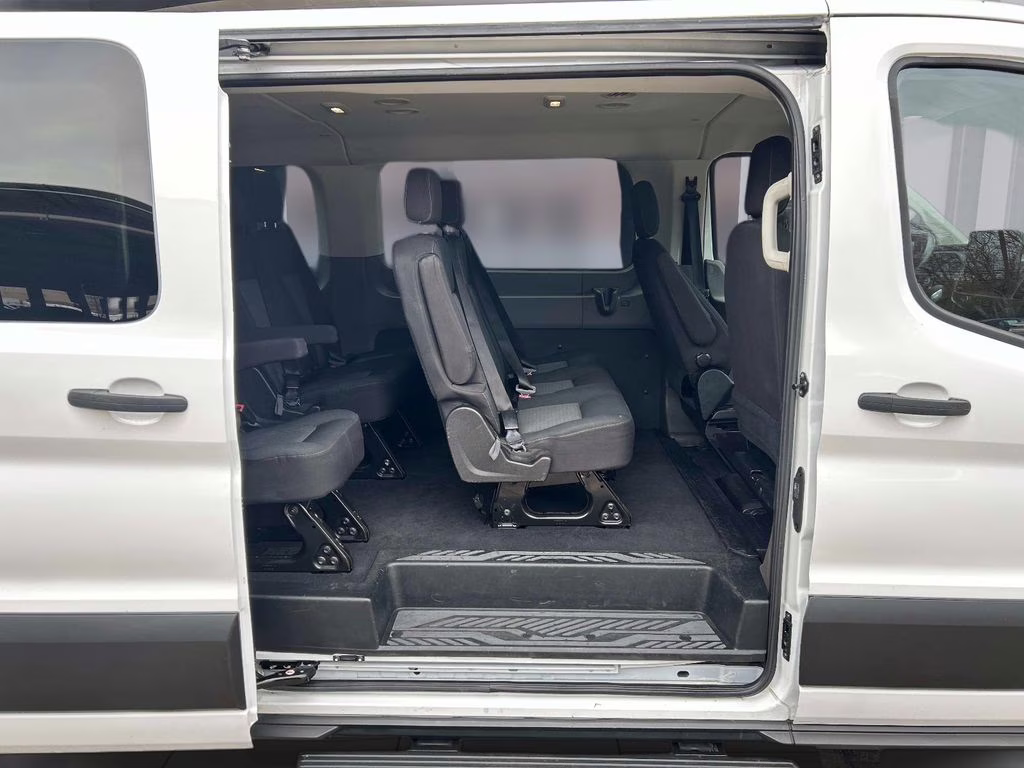 2022 Oxford White Ford Transit-350 XLT AWD Crossover