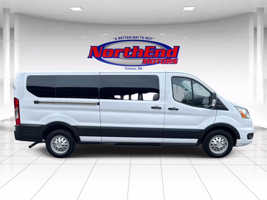 2022 Oxford White Ford Transit-350 XLT AWD Crossover