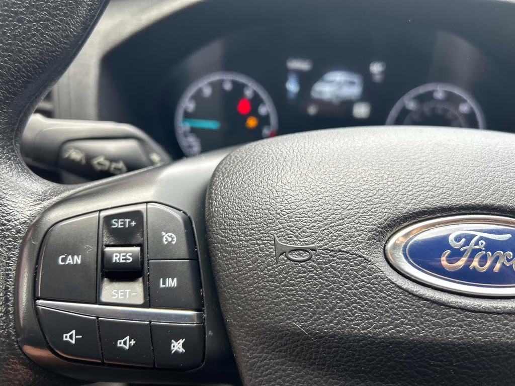 2022 Oxford White Ford Transit-350 XLT AWD Crossover