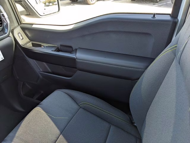 2025 Oxford White Ford F-150 STX RWD Truck