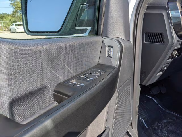 2025 Oxford White Ford F-150 STX RWD Truck